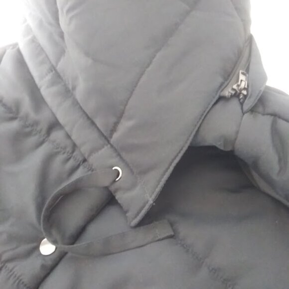 Coldwater Creek women's size MP black hooded puffer vest - Picture 13 of 13